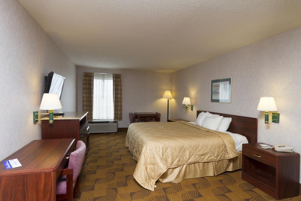 Quality Inn & Suites Mount Vernon Exterior photo